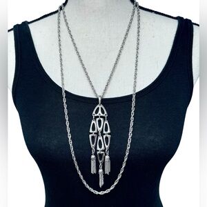 🤍Vintage Trifari Double Strand Tassel Necklace